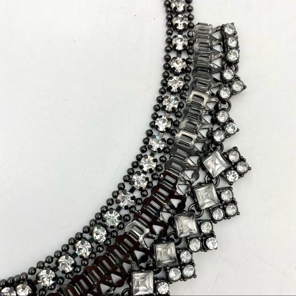 Stella & Dot Hematite Palladian Necklace - Picture 6 of 16
